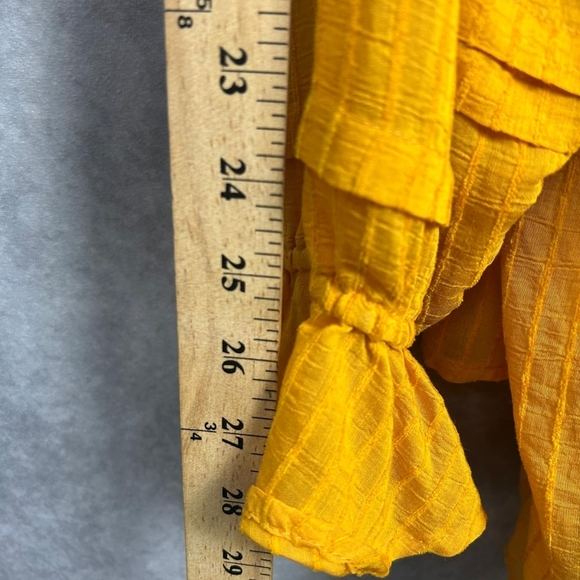 Torrid Yellow Stripe Gauze Front Tie Lace-Up Peasant Blouse Size 4X - Picture 8 of 10